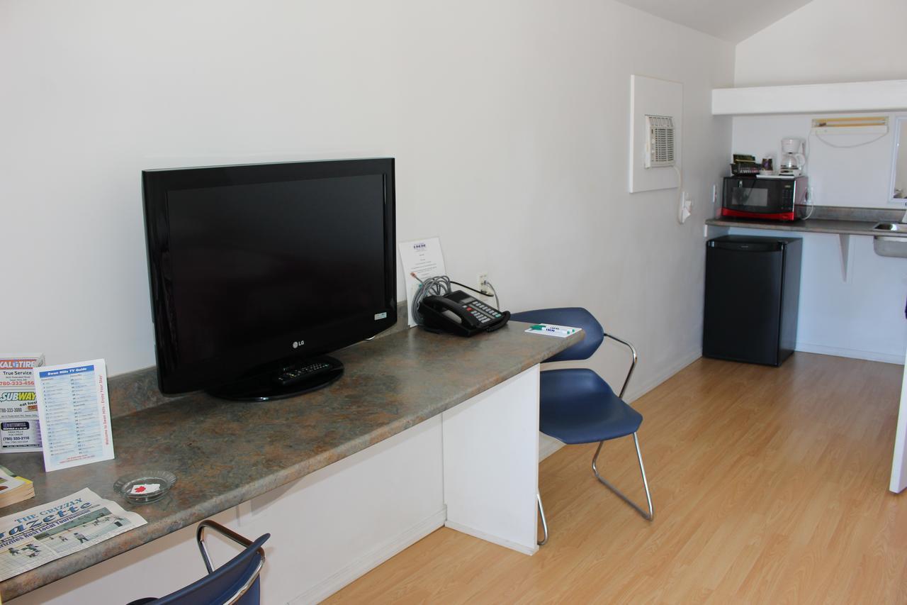 Welcome Inn Swan Hills 외부 사진